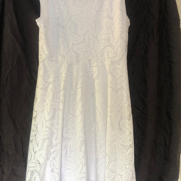 TRIBAL L eyelet dress - Picture 3 of 8